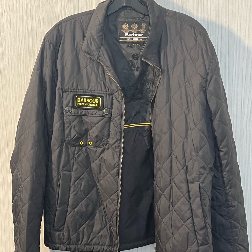 Mens Barbour international dark gray quilted jacket sz L